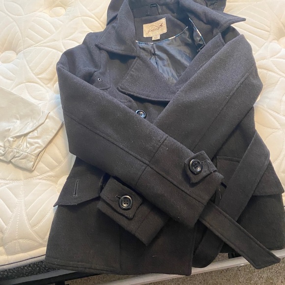 Jacket - Picture 2 of 4